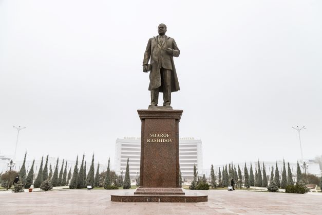 Памятники